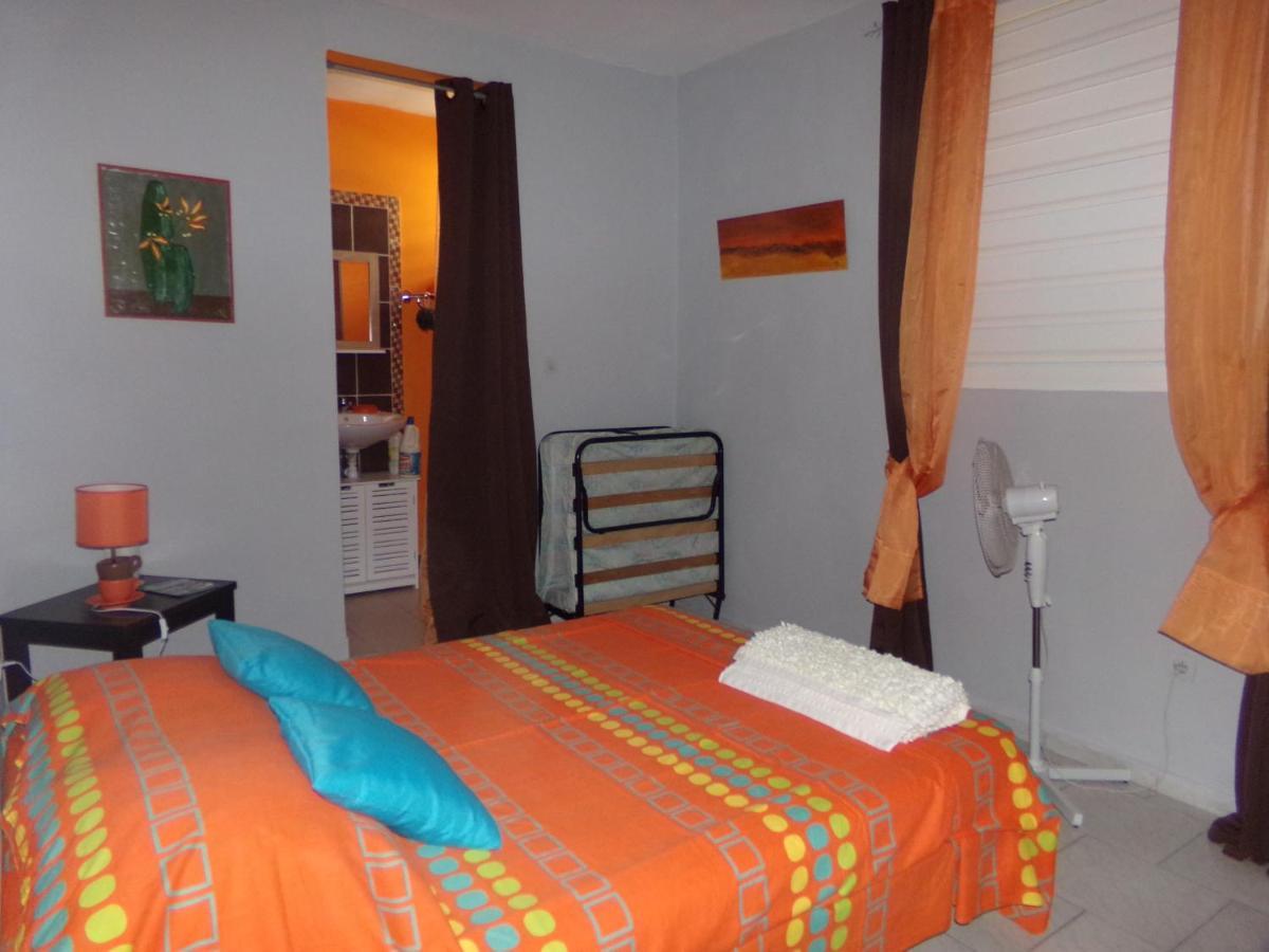 Chez Annick Et Jacques Apartman Garnier Kültér fotó